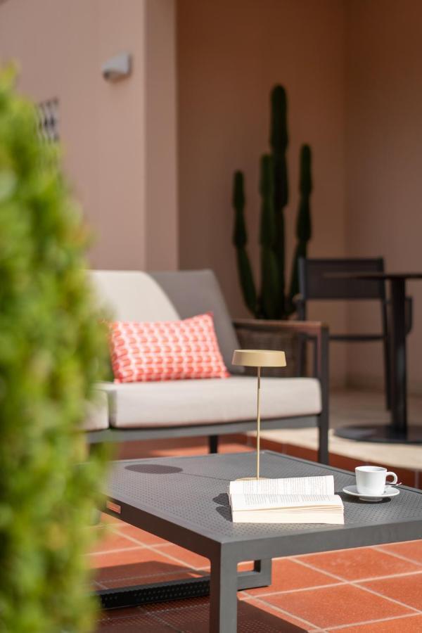Caracciolo 13 Rooftop & Suites Neapel Exterior foto