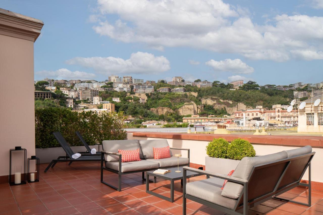 Caracciolo 13 Rooftop & Suites Neapel Exterior foto